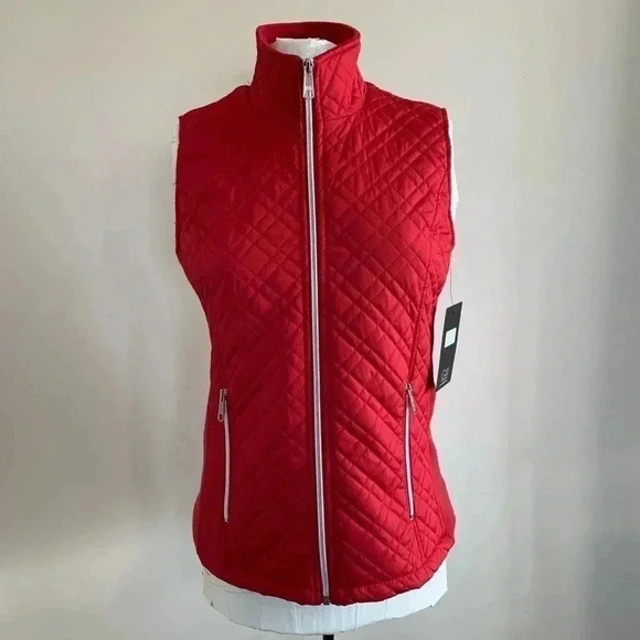 Black Rivet Quilted Vest - Picture 1 of 6